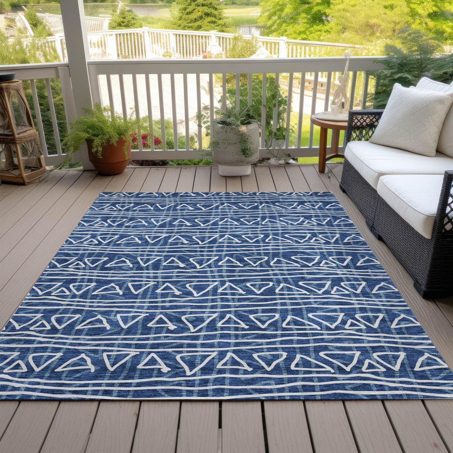 3' X 5' Navy Blue And Ivory Geometric Washable Indoor Outdoor Area Rug - Soul threadssoulthreads25